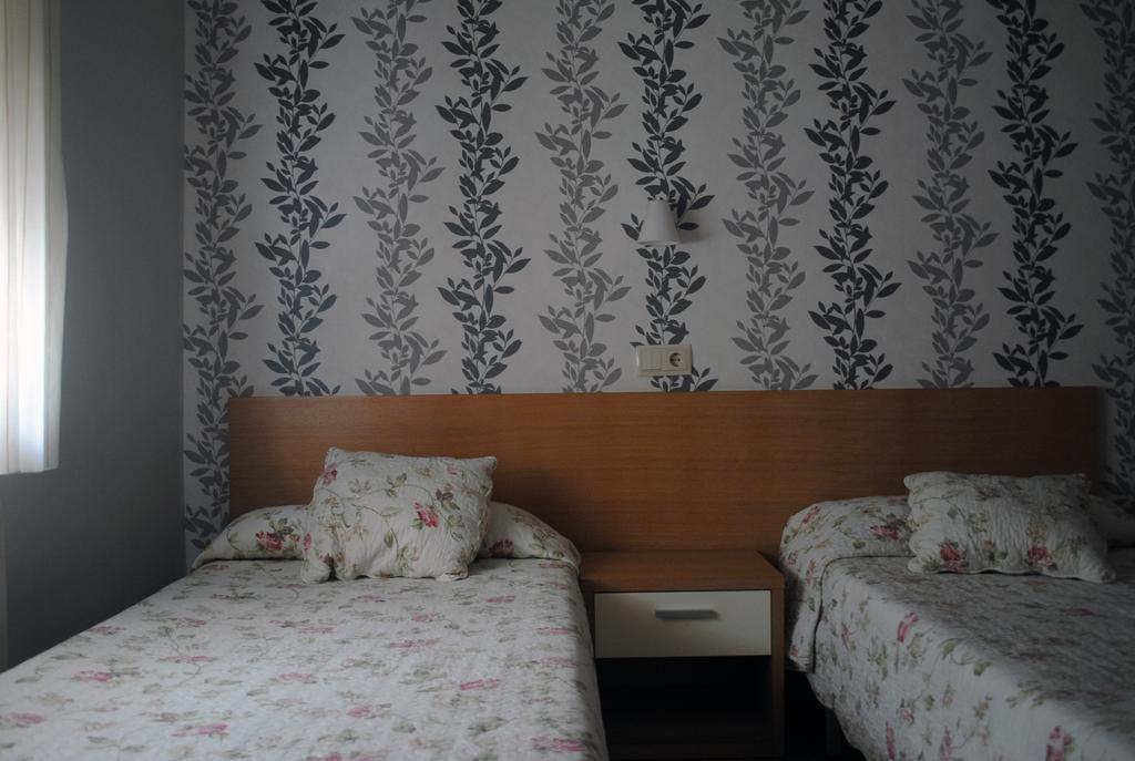 Hostal La Cortijana Logrono Luaran gambar