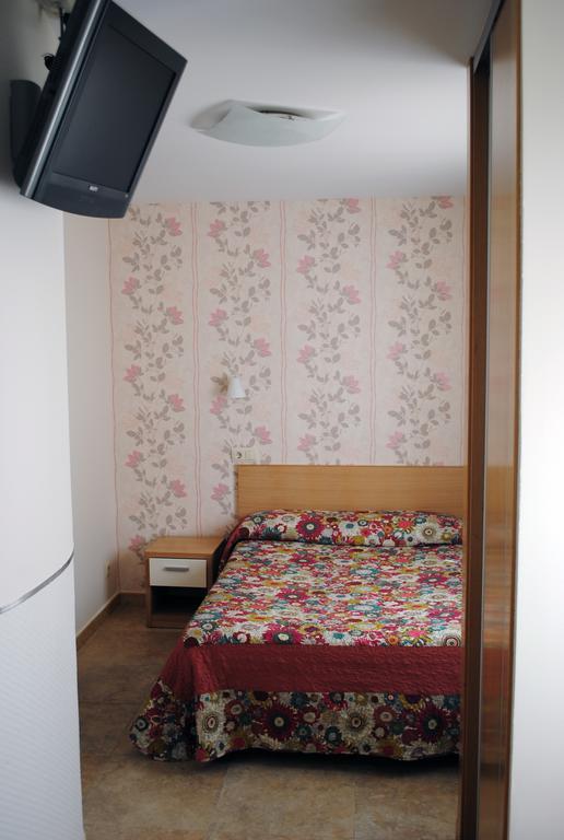 Hostal La Cortijana Logrono Luaran gambar